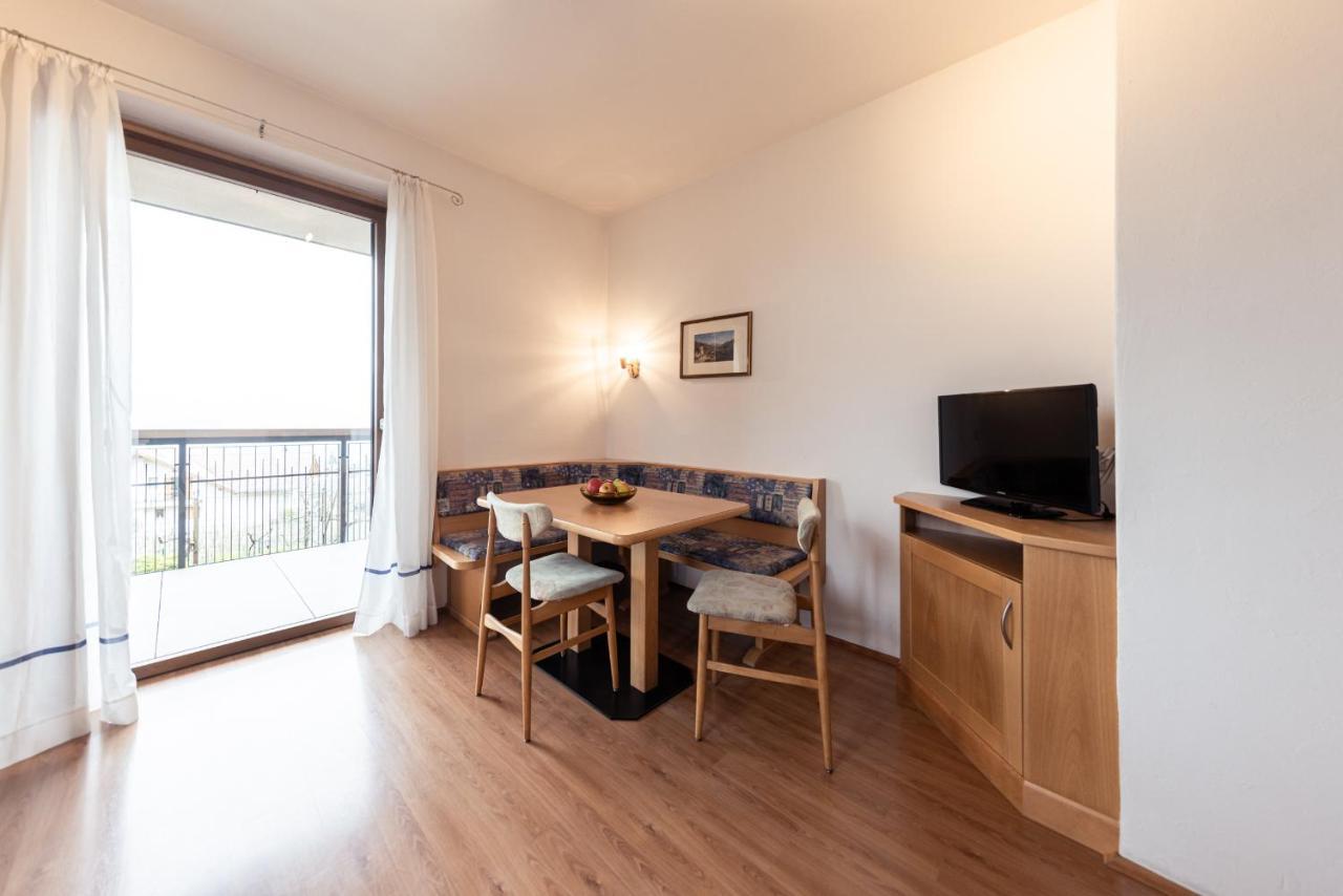 Residence Hofgarten Caldaro Ngoại thất bức ảnh